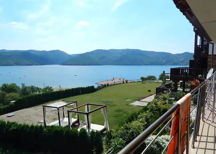 Guest house Irina 4*